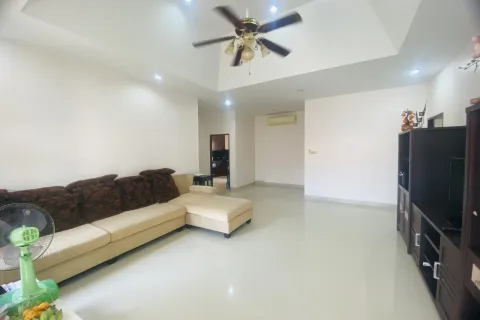 Maison à Pattaya, Thaïlande 3 chambres № 155646 - photo 10