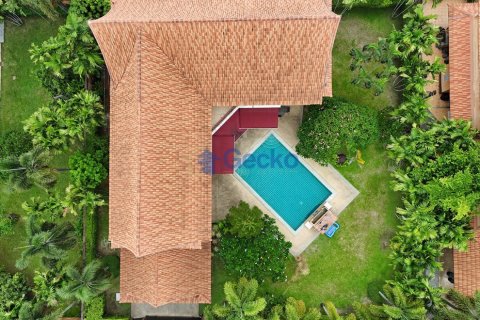 Maison à Pattaya, Thaïlande 4 chambres № 196245 - photo 2