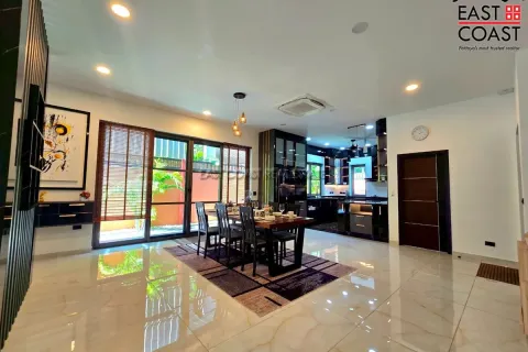 Casa de 3 dormitorios en Pattaya, Tailandia № 213085 - foto 10