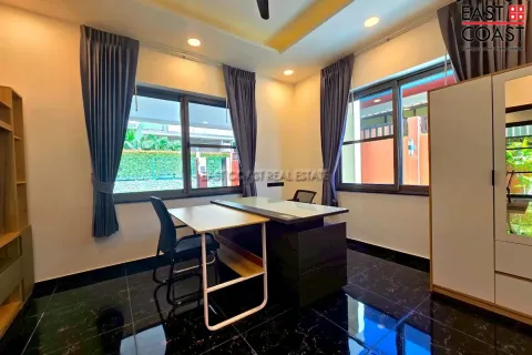 Casa de 3 dormitorios en Pattaya, Tailandia № 213085 - foto 17