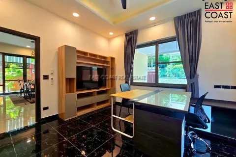 Casa de 3 dormitorios en Pattaya, Tailandia № 213085 - foto 18