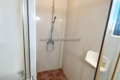 Casa de 4 dormitorios en Pattaya, Tailandia № 213087 - foto 14