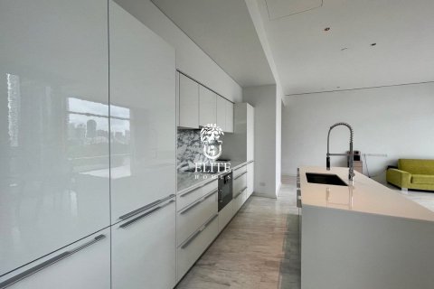 Condo à Sathon, Bangkok, Thaïlande, 2 chambres  № 133675 - photo 21