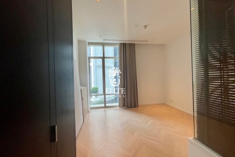 Condo à Sathon, Bangkok, Thaïlande, 2 chambres  № 133675 - photo 18