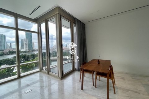 Condo à Sathon, Bangkok, Thaïlande, 2 chambres  № 133675 - photo 25