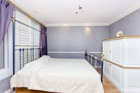 Condo à Bangkok, Thaïlande, 3 chambres  № 133680 - photo 9