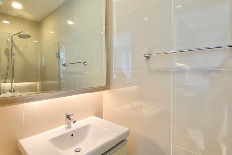 Кондоминиум с 1 спальней в Ваттхане, Бангкок, Таиланд № 133676 - фото 18