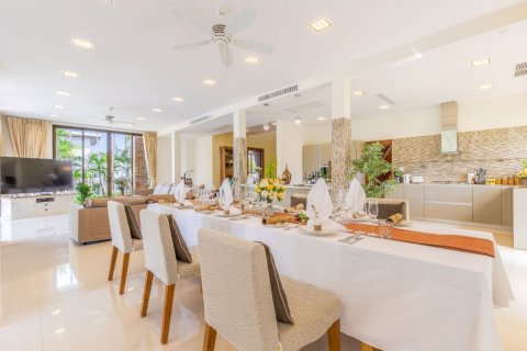 Вилла в Пхукете, Таиланд с 5 спальнями  № 133805 - фото 4