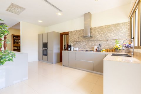 Вилла в Пхукете, Таиланд с 5 спальнями  № 133805 - фото 5