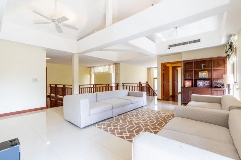 Вилла в Пхукете, Таиланд с 5 спальнями  № 133805 - фото 9