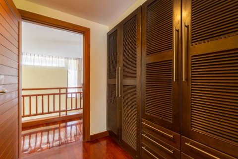 Вилла в Пхукете, Таиланд с 5 спальнями  № 133805 - фото 11