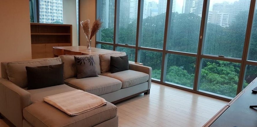 Condo in Watthana, Bangkok, Thailand, 2 bedrooms  № 133755