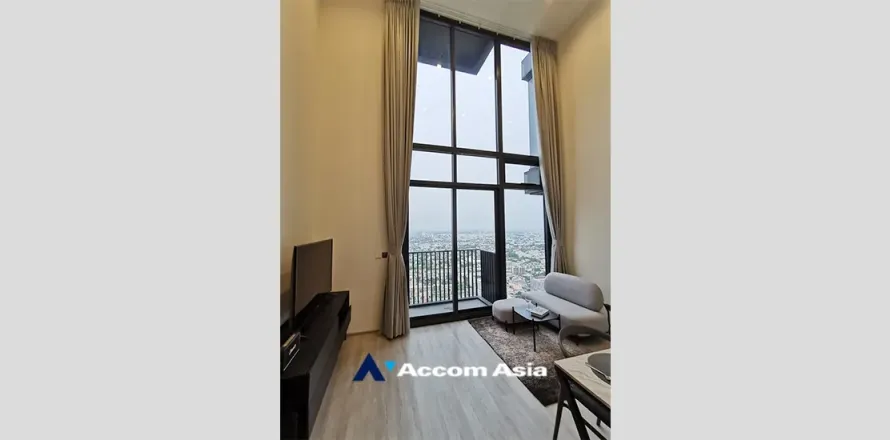 Duplex in Phra Khanong, Bangkok, Thailand 1 Schlafzimmer № 216990