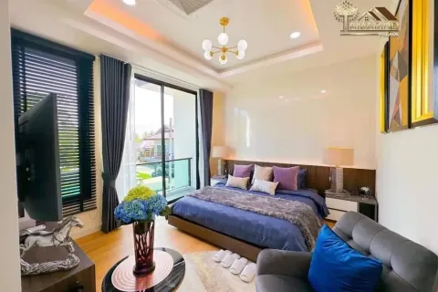 Maison à Pattaya, Thaïlande 4 chambres № 158455 - photo 2