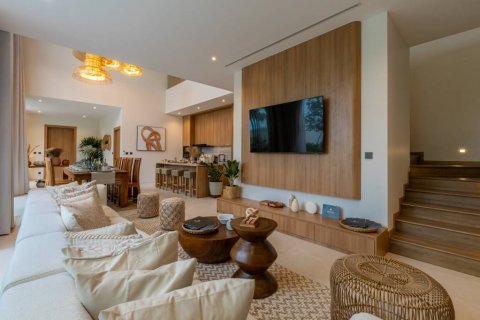 Вилла в Чалонге, Таиланд с 5 спальнями  № 135171 - фото 7