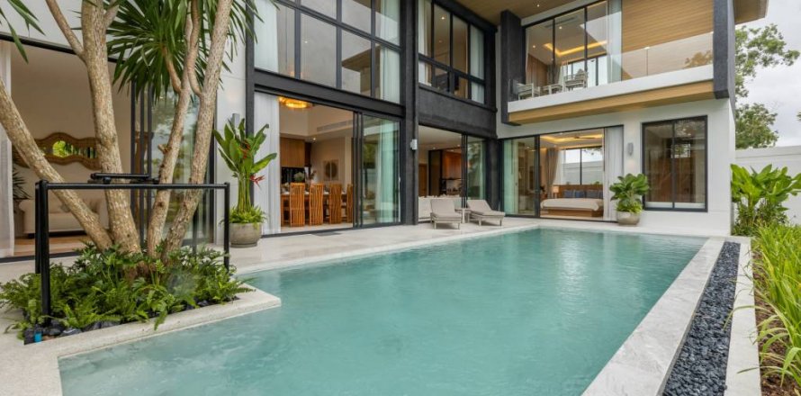 Вилла в Чалонге, Таиланд с 5 спальнями  № 135171