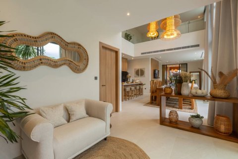 Вилла в Чалонге, Таиланд с 5 спальнями  № 135171 - фото 8