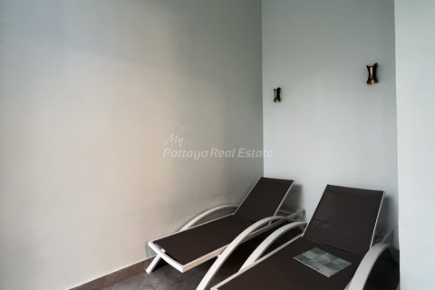 Condo in Pattaya, Thailand, 1 bedroom  № 134777 - photo 18