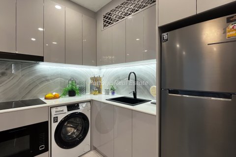 Condo in Pattaya, Thailand, 1 bedroom  № 134777 - photo 2