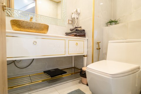 Condo in Pattaya, Thailand, 1 bedroom  № 134773 - photo 10