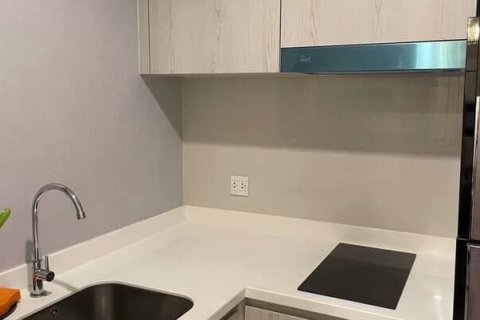 Студия в кондо в Патхум Ване, Бангкок, Таиланд № 148483 - фото 8