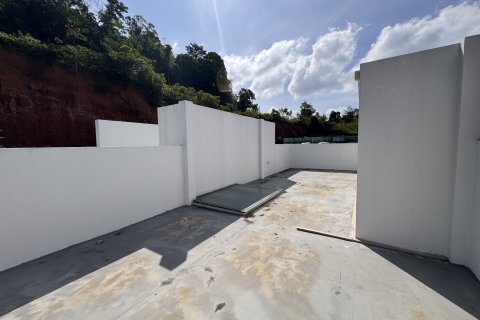 Townhouse in Kathu, Thailand 3 bedrooms № 137594 - photo 20