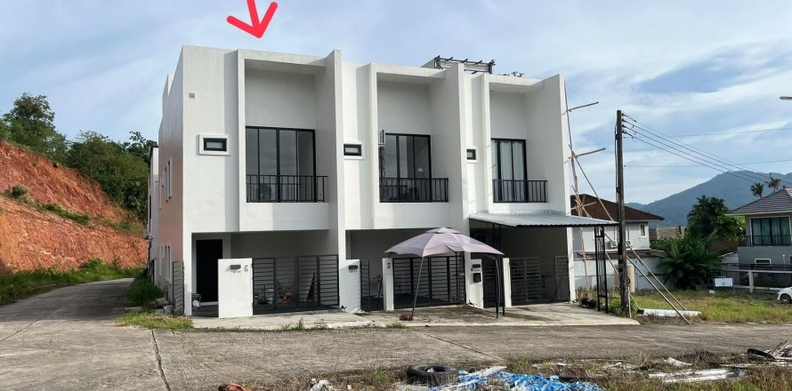 Townhouse à Kathu, Thaïlande 3 chambres № 137594