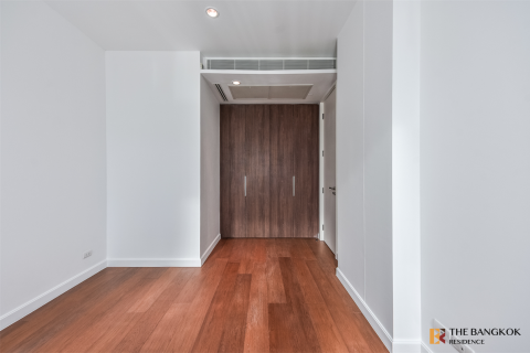 Condo in Bangkok, Thailand, 2 bedrooms № 184380 - photo 5