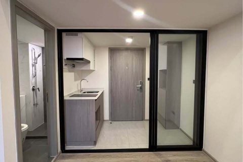 Studio in the Condo in Samut Prakan, Thailand  № 151997 - photo 3