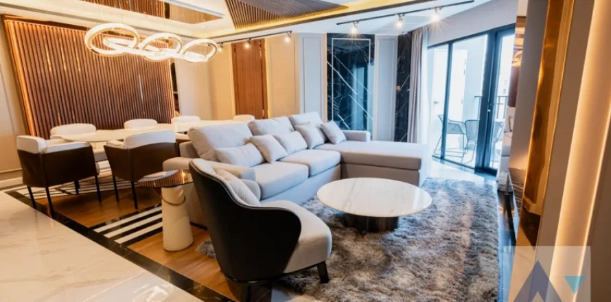 Eigentumswohnung in Huai Khwang, Bangkok, Thailand, 3 Schlafzimmer № 215869