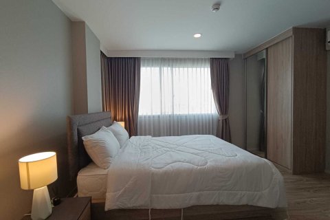 Кондоминиум с 2 спальнями в Сатхоне, Бангкок, Таиланд № 152657 - фото 9