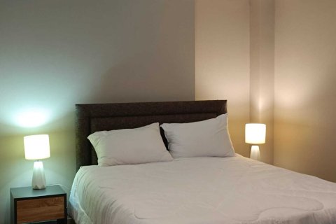 Кондоминиум с 2 спальнями в Сатхоне, Бангкок, Таиланд № 152657 - фото 6