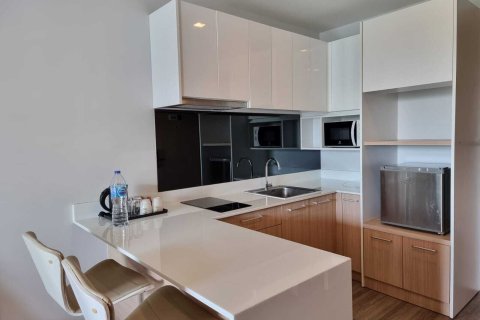 Studio dans le Condo à Phuket, Thaïlande  № 152661 - photo 4