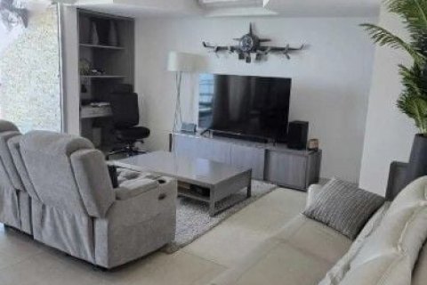 Studio in the Condo in Pattaya, Thailand  № 152660 - photo 1