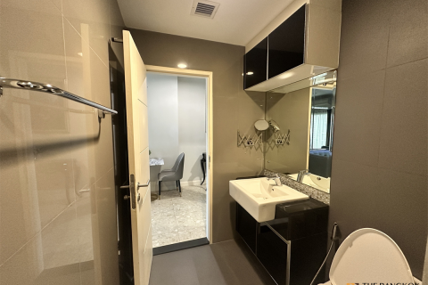 Condo in Bangkok, Thailand, 1 bedroom № 184340 - photo 10