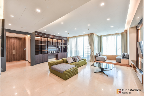 Condo in Bangkok, Thailand, 3 bedrooms № 184338 - photo 7