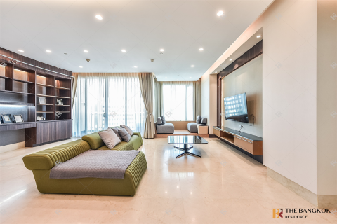 Condo in Bangkok, Thailand, 3 bedrooms № 184337 - photo 4