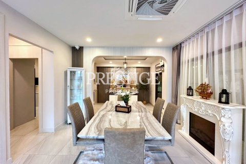 บ้านในพัทยา, ประเทศไทย 4 ห้องนอน № 197704 - รูปถ่าย 6