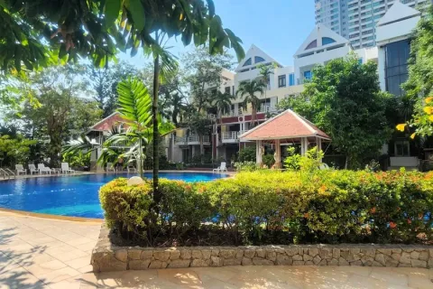 Condominio de 2 dormitorios en Jomtien Beach, Pattaya, Tailandia № 211002 - foto 21