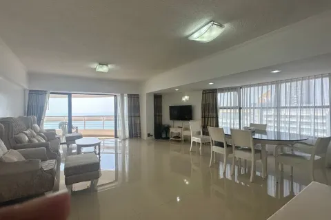 Condominio de 2 dormitorios en Jomtien Beach, Pattaya, Tailandia № 211002 - foto 23