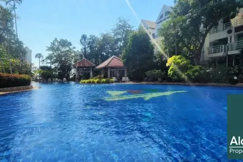 Condominio de 2 dormitorios en Jomtien Beach, Pattaya, Tailandia № 211002 - foto 13