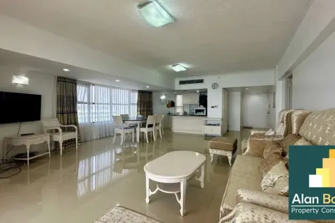 Condominio de 2 dormitorios en Jomtien Beach, Pattaya, Tailandia № 211002 - foto 9