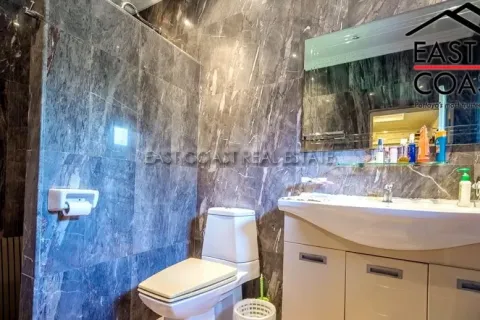 Casa de 4 dormitorios en Pattaya, Tailandia № 212885 - foto 10