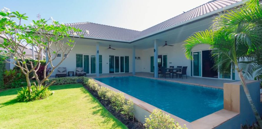 Villa in Hua Hin, Thailand 3 bedrooms № 172833