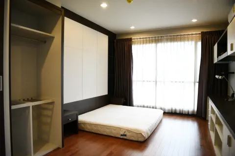 Studio dans le Condo à Pathum Wan, Bangkok, Thaïlande  № 151808 - photo 2