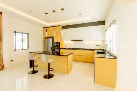 Дом в Хуа Хине, Таиланд с 3 спальнями  № 151813 - фото 11