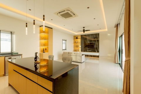 Дом в Хуа Хине, Таиланд с 3 спальнями  № 151813 - фото 14