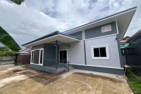 Дом в Хуа Хине, Таиланд с 2 спальнями  № 151810 - фото 1