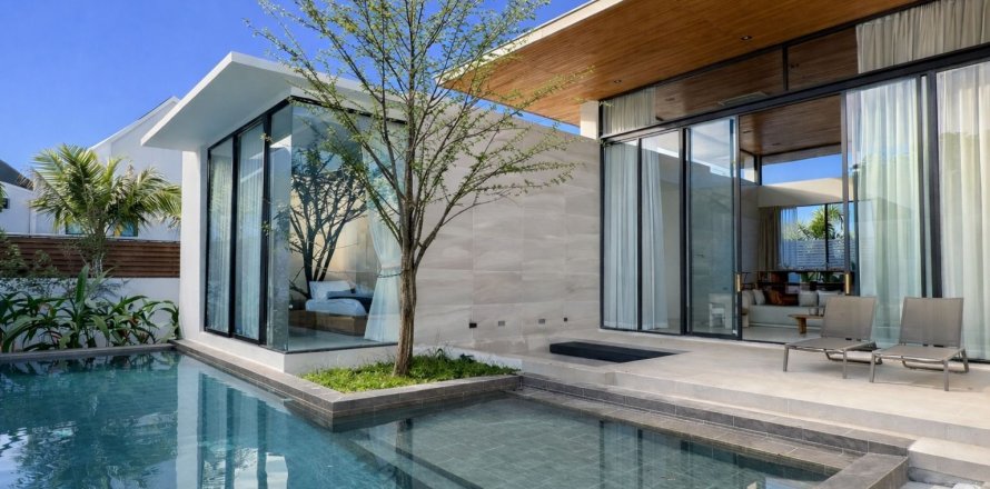 Villa in Phuket, Thailand 3 bedrooms № 163065