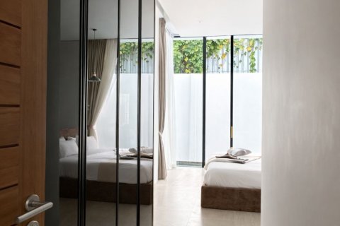Villa in Phuket, Thailand 3 bedrooms № 163065 - photo 16